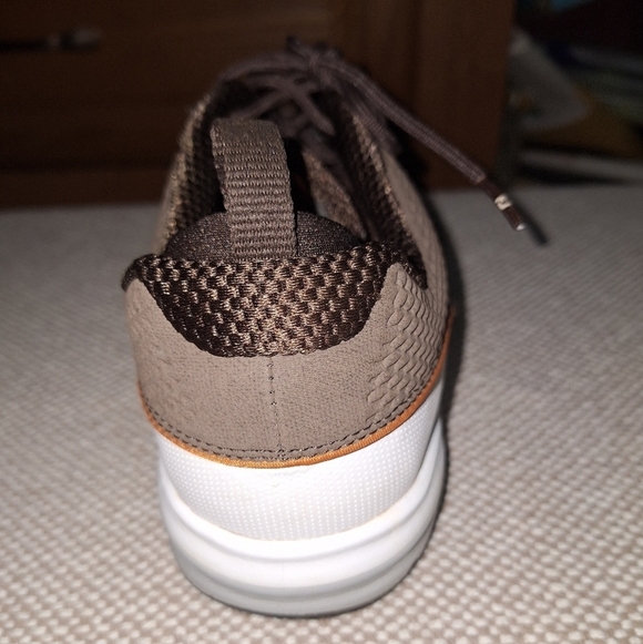 FootJoy Contour Men\'s White and Brown Golf Shoes In A Size 8.5M Great Condition main image 12